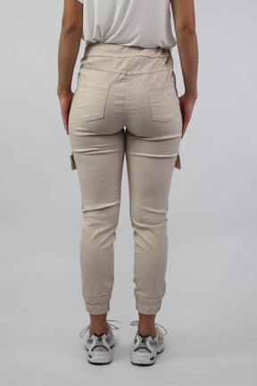 Casual Comfort Cargohose - Creme