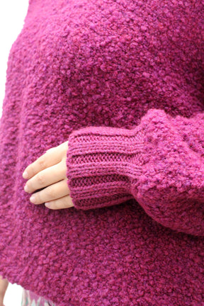 Pullover "Bouclee mit Kapuze" - Beere