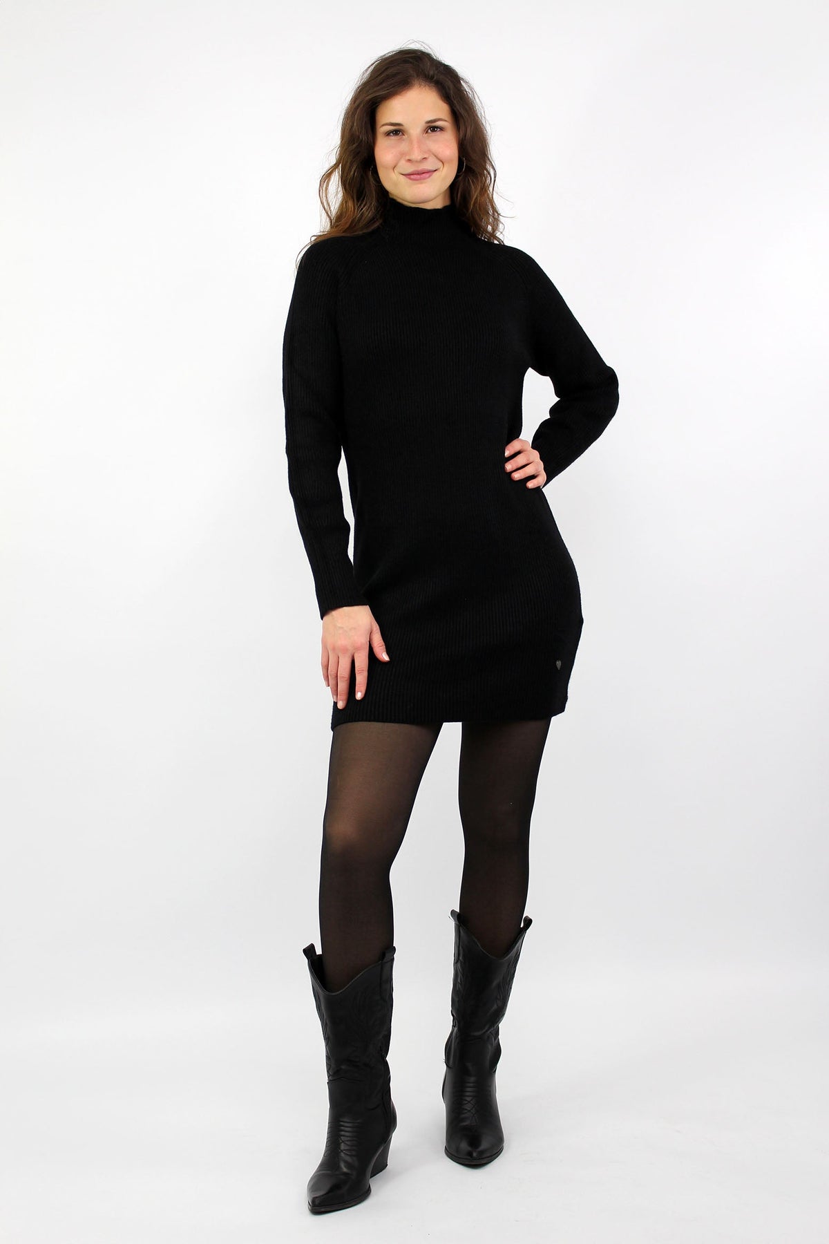 Strickkleid mit Stehkragen - Schwarz