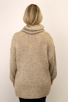 Pullover "Oversize" mit Schal - Beige