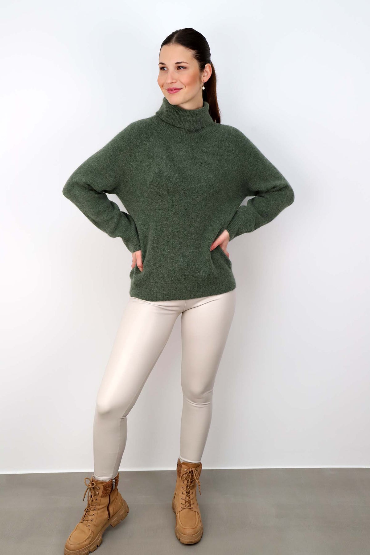 Strickpullover Rollkragen aus Aplaka und Wolle - Khaki