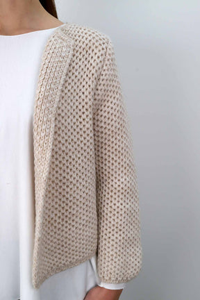 Kurze Strickjacke - Beige