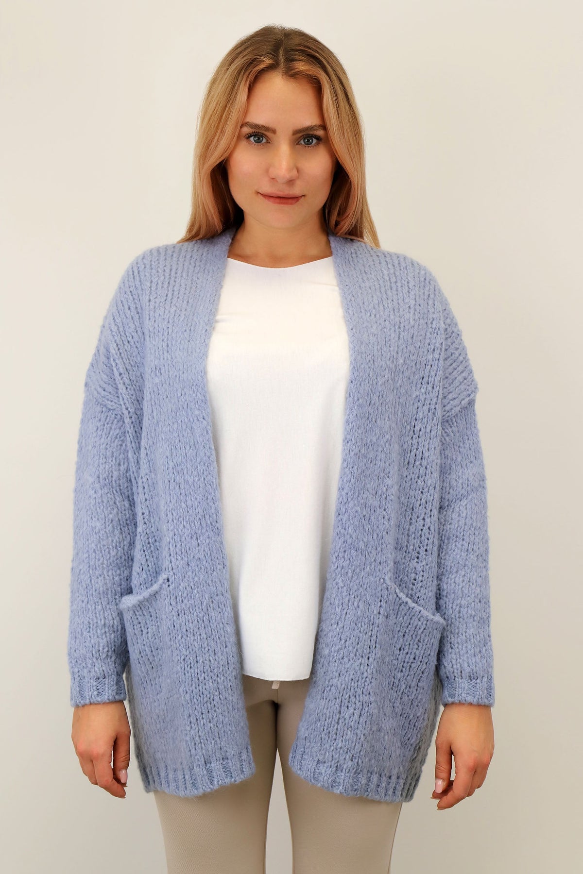 Strickjacke "Vintage" - Hellblau