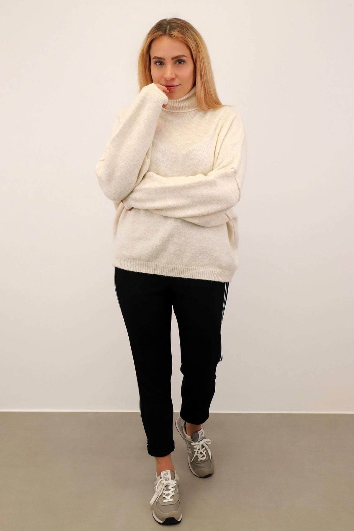 Pullover Rollkragen "Naht" - Creme