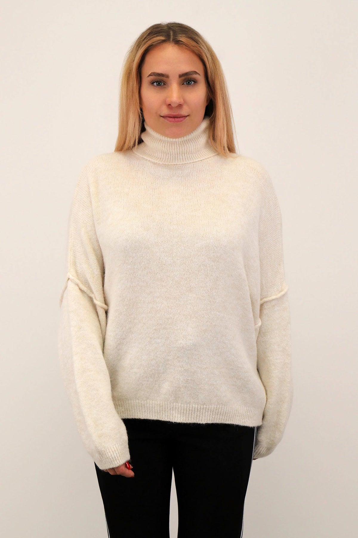 Pullover Rollkragen "Naht" - Creme