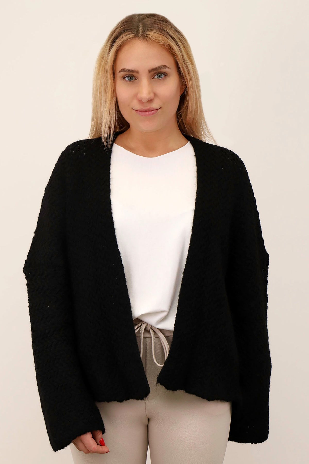 Strickjacke "Fashion" Schwarz
